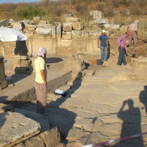 Perge-ancient-city-Excavations-43